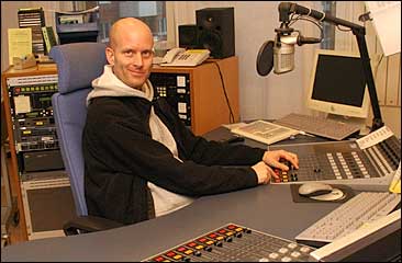 Sound engineer Bjarne Johansson uses broadband connections frequently. Photo: Stig-Arne Nordstrom, SR