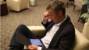 -      iPad