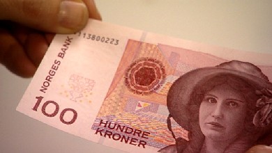   100    