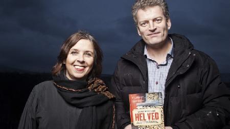     Hel ved     